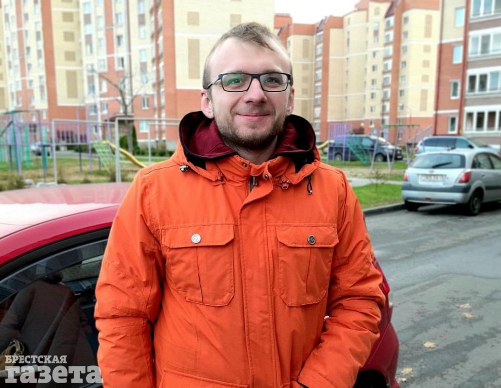 Журналист Максим Хлебец выщел на свободу. Фото: , "Брестская газета"