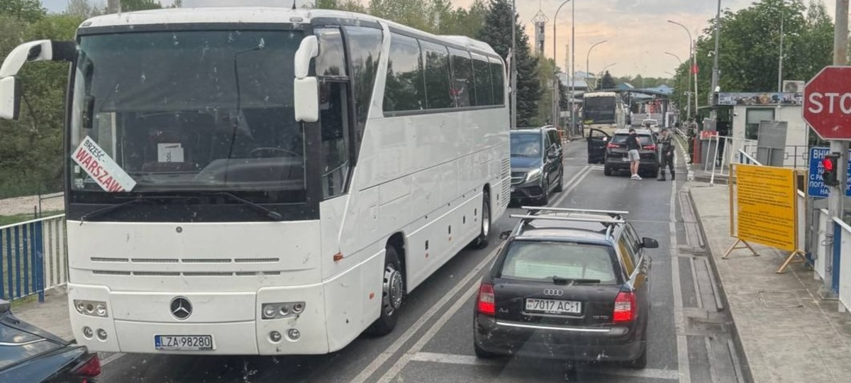 Очередь на мосту между Беларусью и Польшей 23 апреля 2025 года. Фото из приграничных чатов