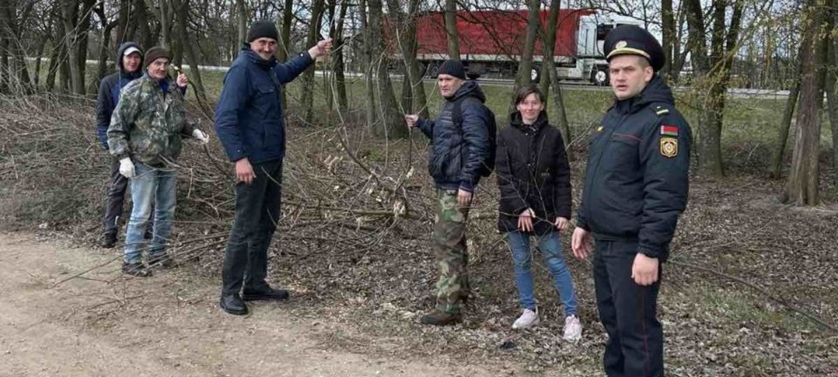 Милиция заставляет людей работать