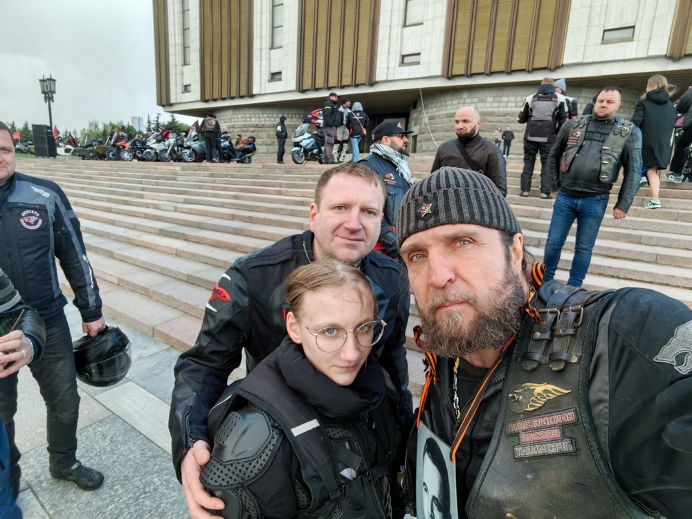 Александр Залдостанов в апреле 2025 года во время открытия мотосезона. Фото из его соцсетей