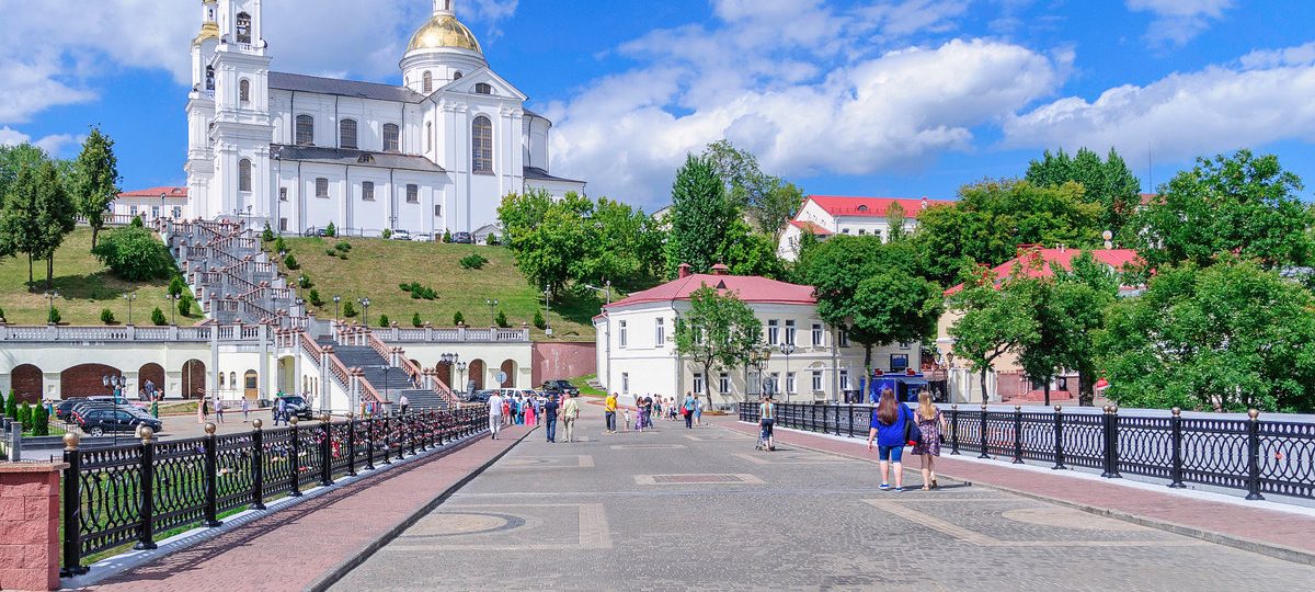 Витебск, мост, пешеходный мост, пешеходы, город, центр города