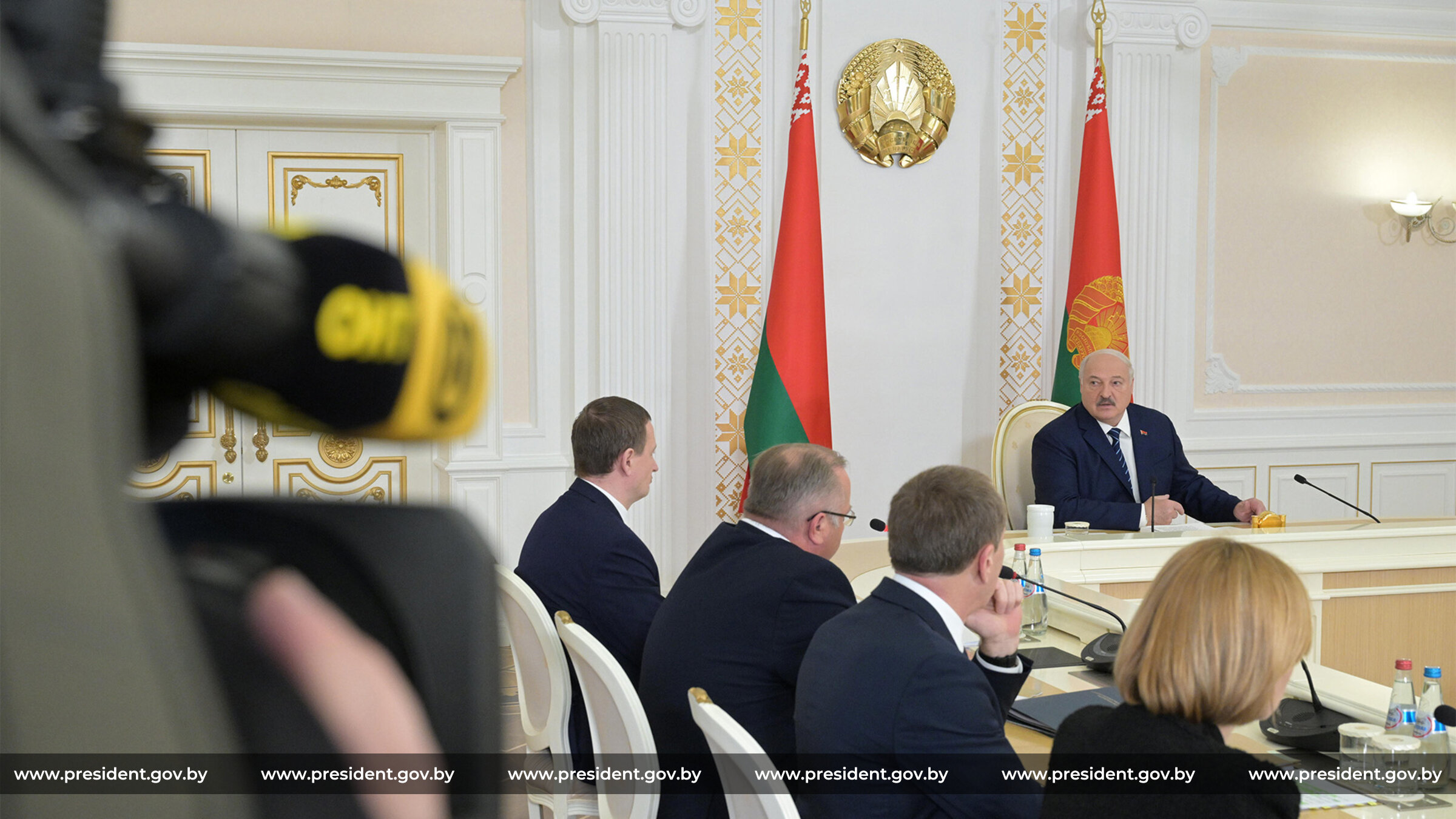 Александр Лукашенко на совещании с руководством Совета Министров.
