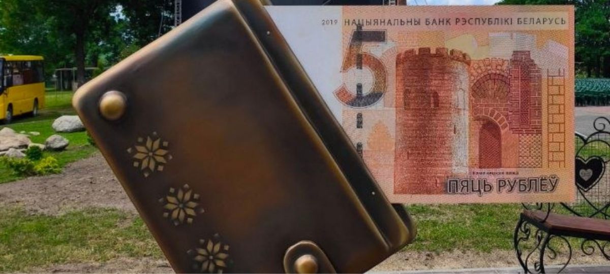 Арт-объект у Каменецкой башни в Каменце